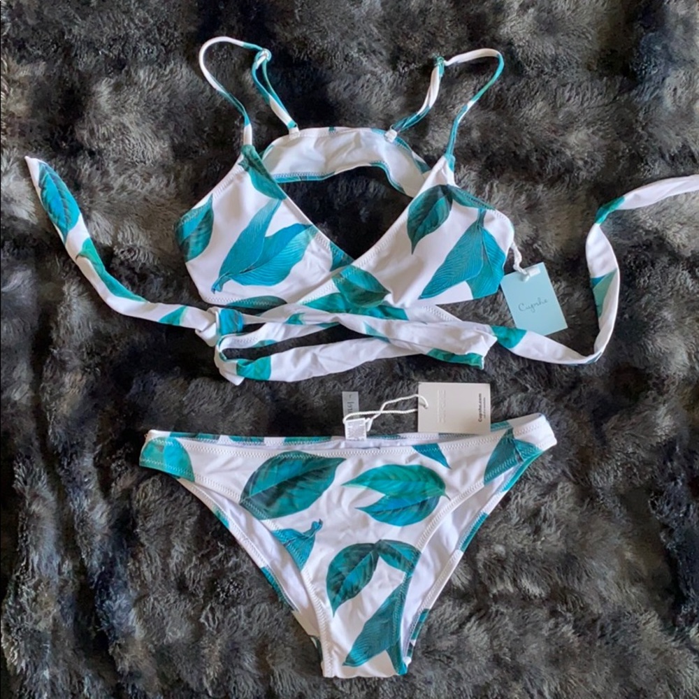 Cupshe Court and Spark Fresh Leaves bikini